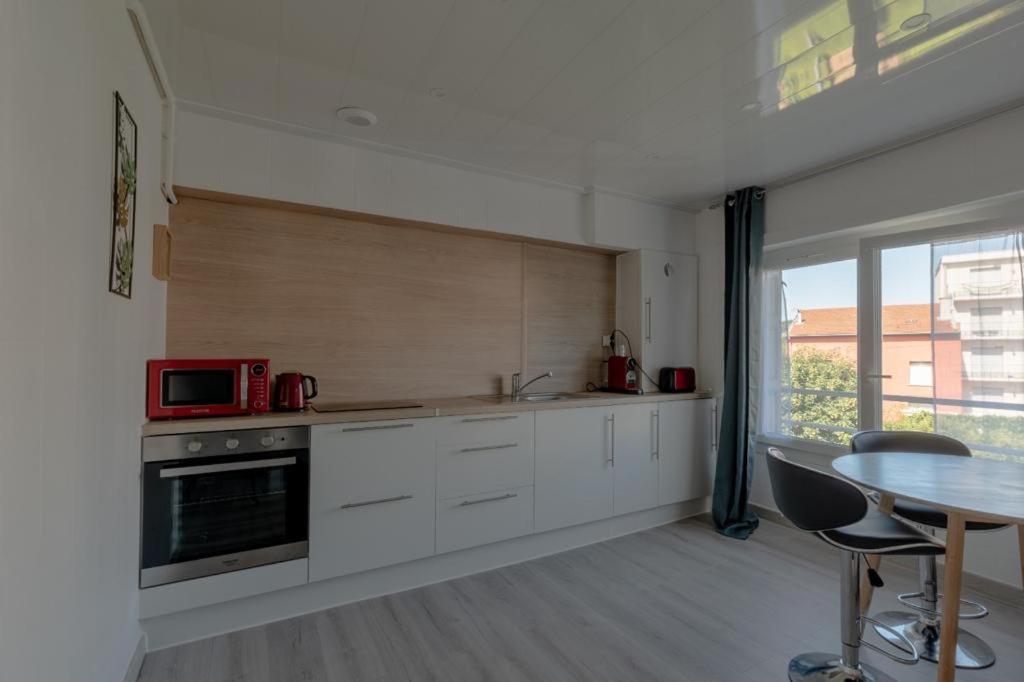 Appartement Le Franklin à Saint-Etienne  Extérieur photo